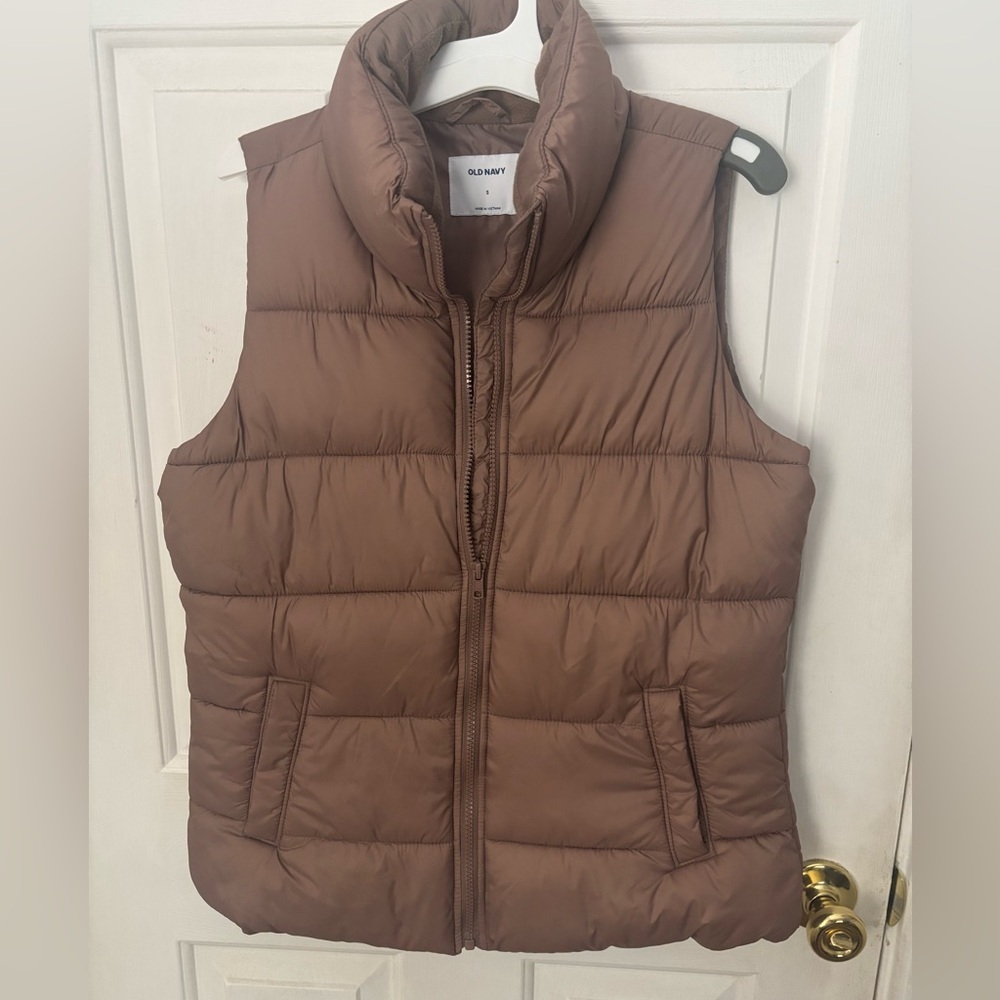 Old Navy Brown Puffer Vest